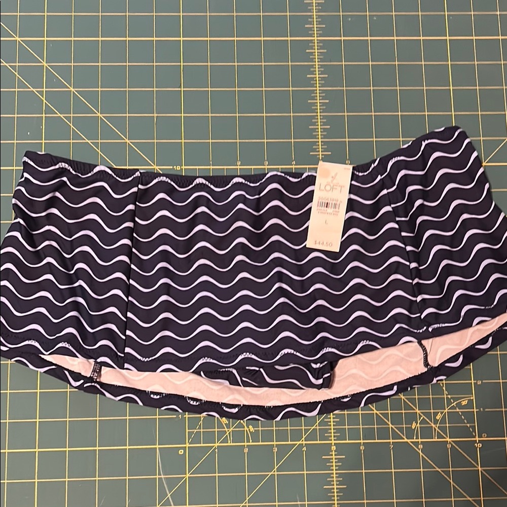 NWT LOFT Navy and light blue Wave Print mini swim Skirt